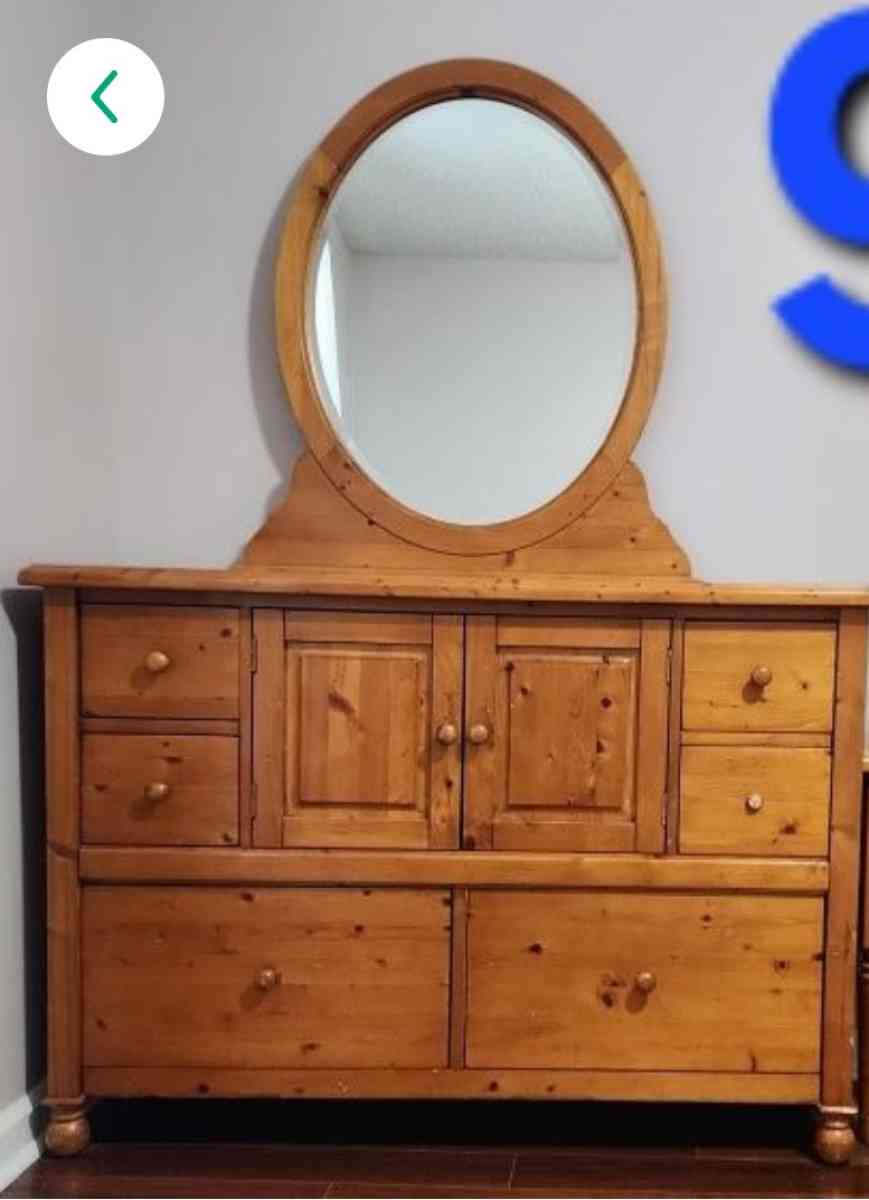 dressing table with drawers - Jacksonville, Florida