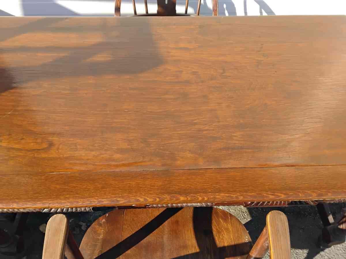 Well Made Wooden Dining Room Table with Chairs Like New - Williamstown, New Jersey - FleaMarketBay