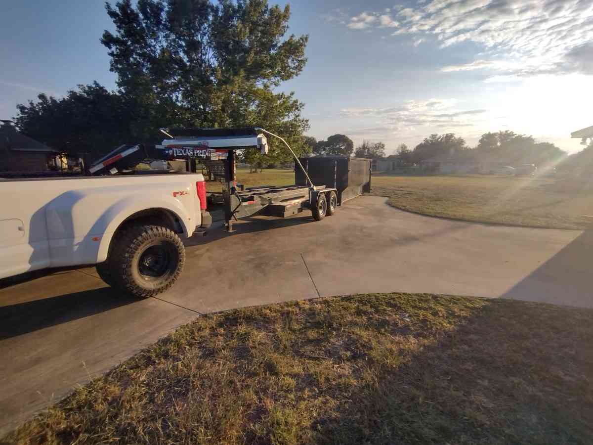 Dumpster Rentals  Contenedores De Renta - Dallas, Texas