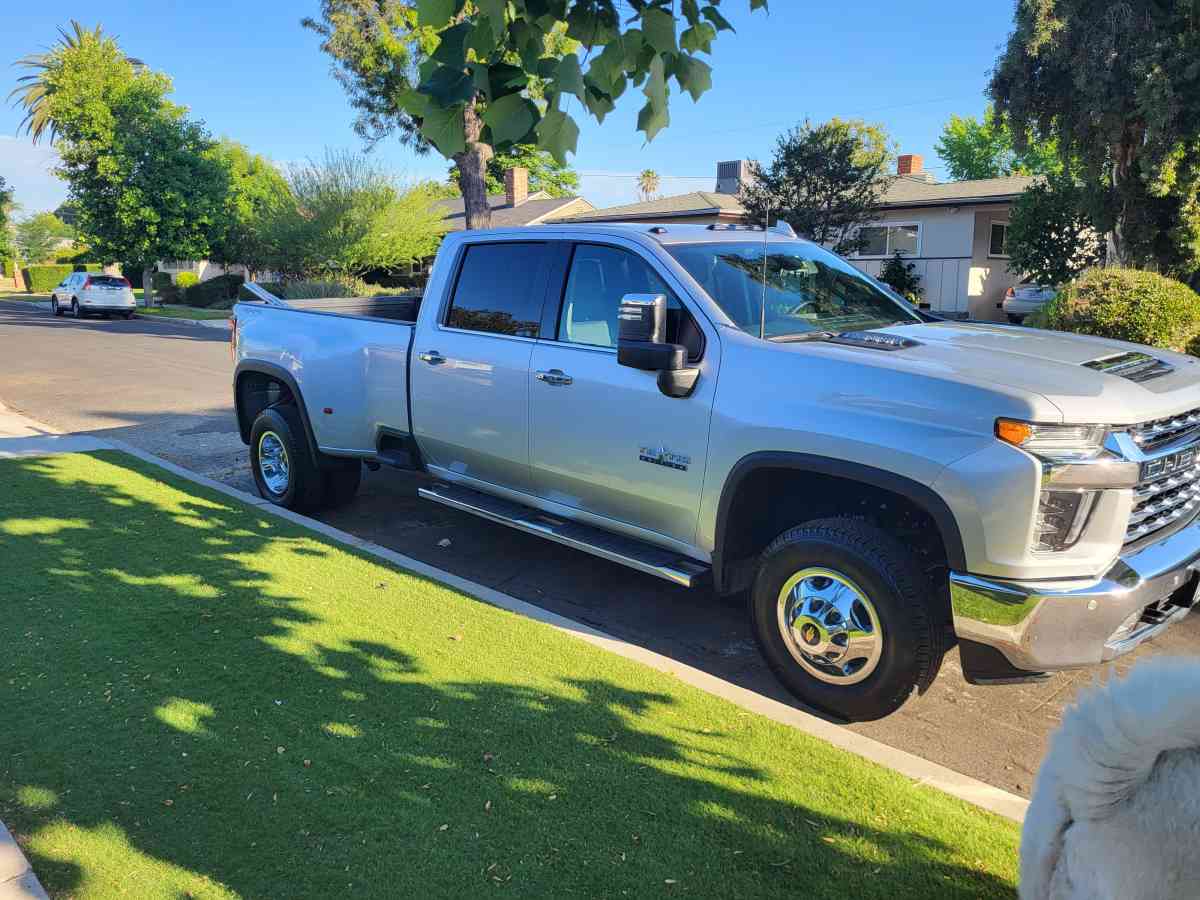 2022 Silverado 3500 Dually  Texas Adition - Reseda, California
