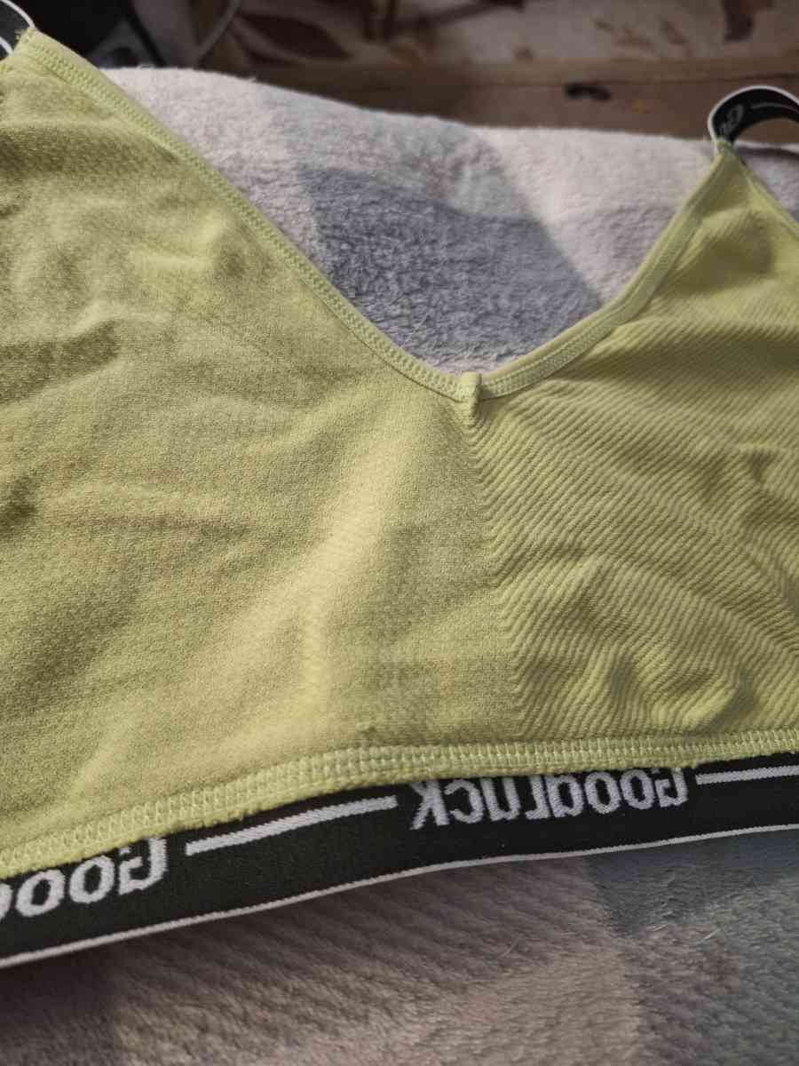 Non padded Bra - Berwick, Pennsylvania - FleaMarketBay