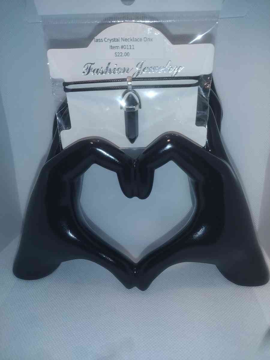 Onyx Glass Pendant Necklace - Roanoke, Virginia - FleaMarketBay