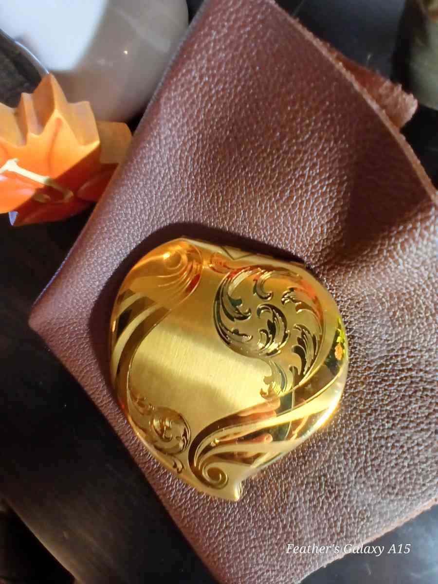 Vintage 1950s Elgin American Compact Gold Tone