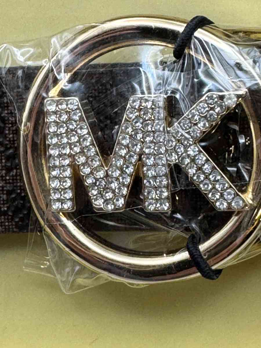NWT Michael Kors Brown Signature Reversible Pave Logo Belt I - Gallatin, Tennessee - FleaMarketBay