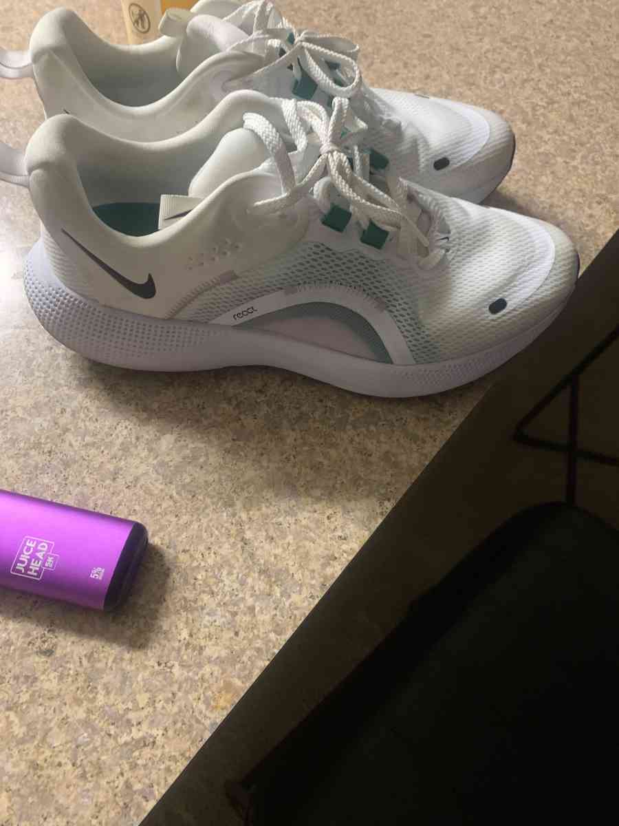 womens Nike - Pooler, Georgia - FleaMarketBay