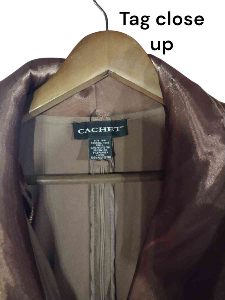 cachet Brown jacket - Saint Louis, Missouri - FleaMarketBay