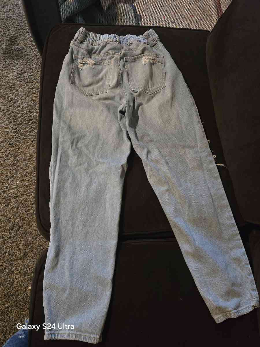 womens jeans - Bakersfield, California - FleaMarketBay