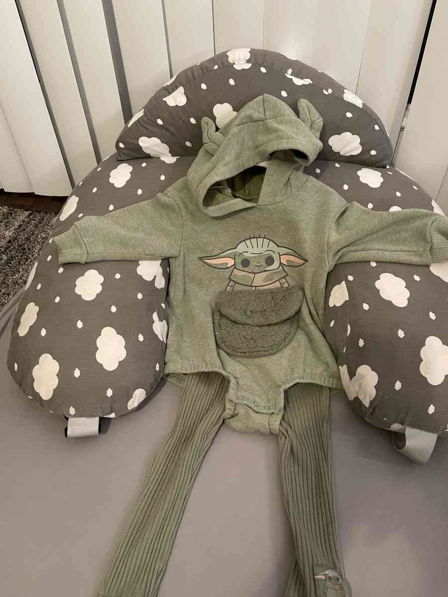 Gently used 12month baby boy clothes for sale - Scottsdale, Arizona - FleaMarketBay