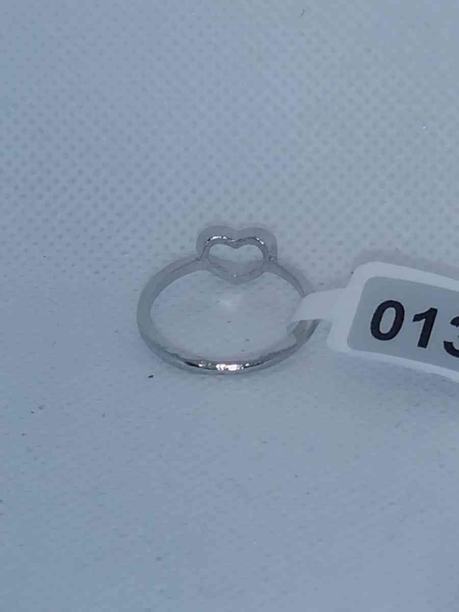 Open Heart Retro Geometric Ring - Roanoke, Virginia - FleaMarketBay