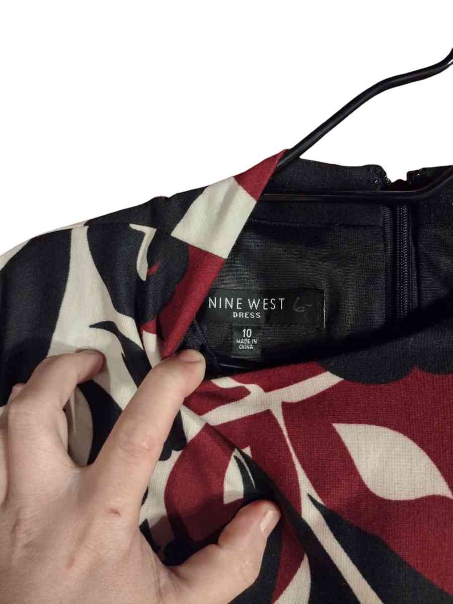 nine West floral dress - Saint Louis, Missouri - FleaMarketBay