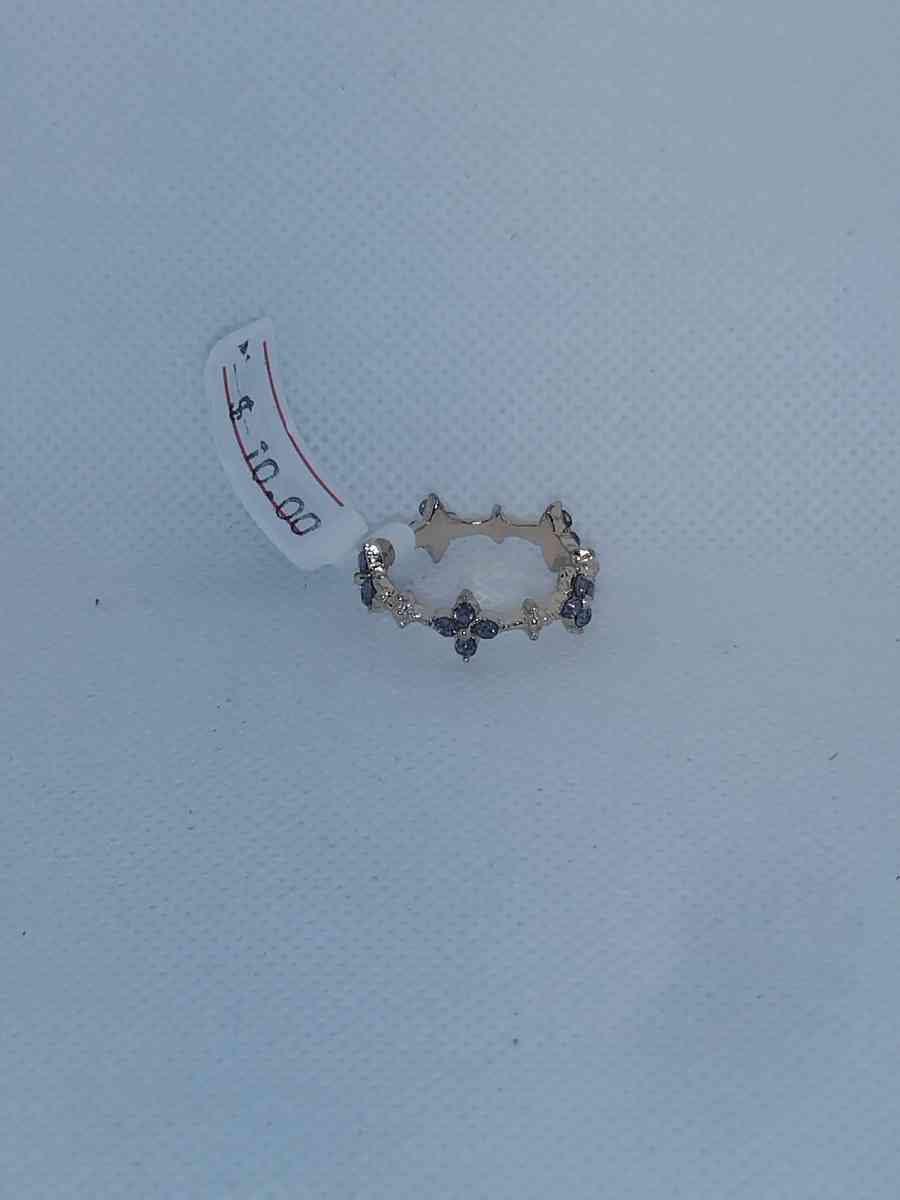 Crown of Flowers Ring - Roanoke, Virginia - FleaMarketBay