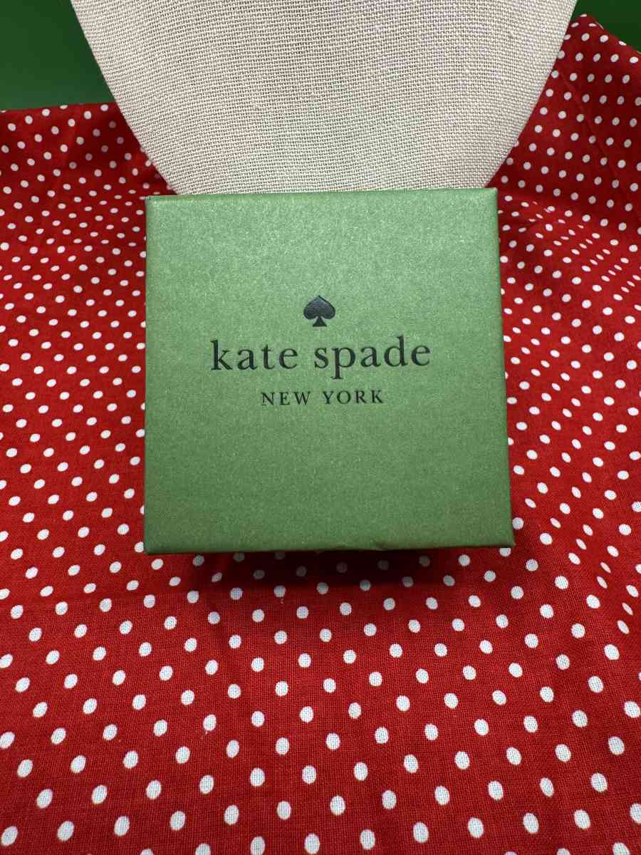 2012PIOR New Kate Spade Emerald Cubic Zirconia Stud Earrings - Gallatin, Tennessee - FleaMarketBay