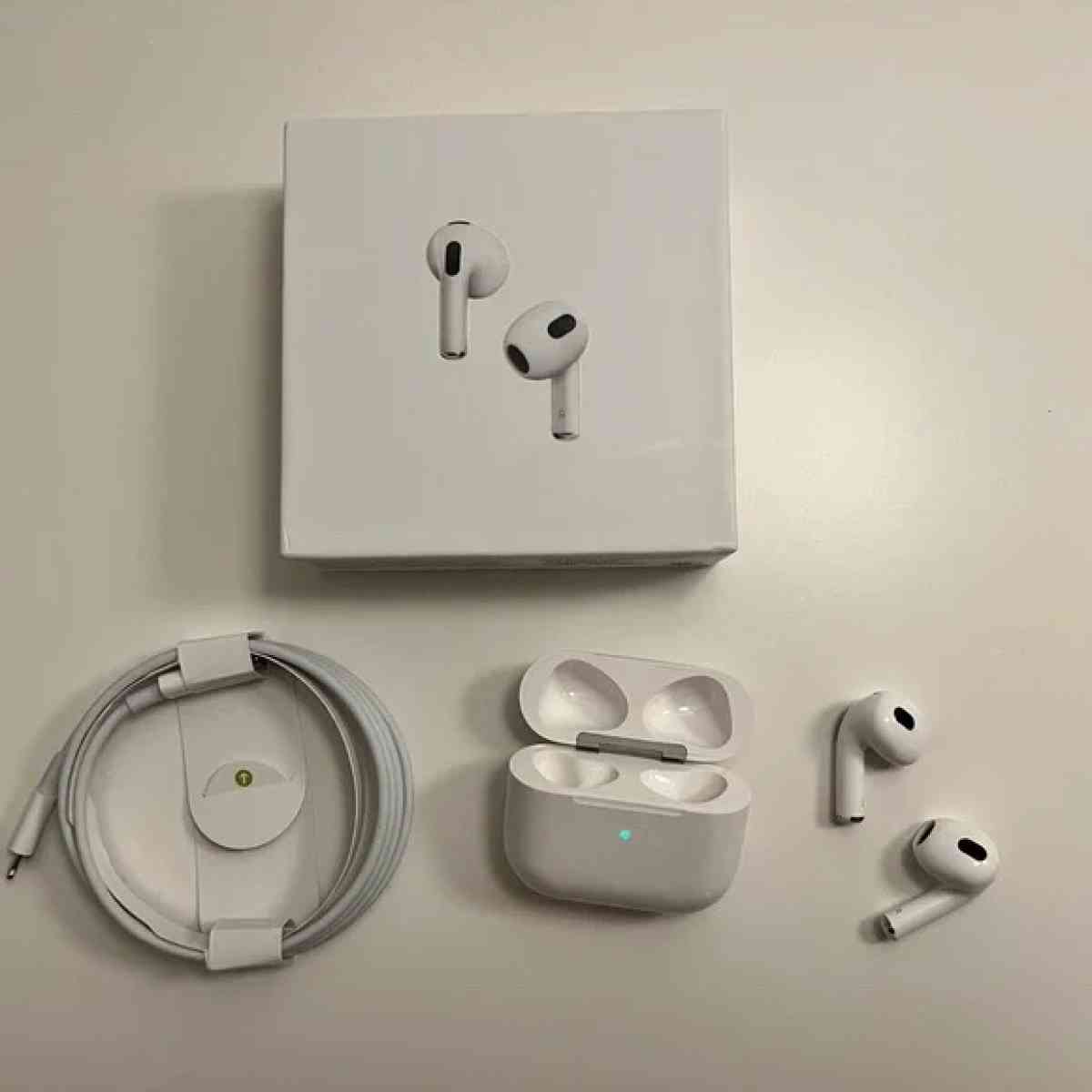AirPods generation 3 - Houston, Texas - FleaMarketBay