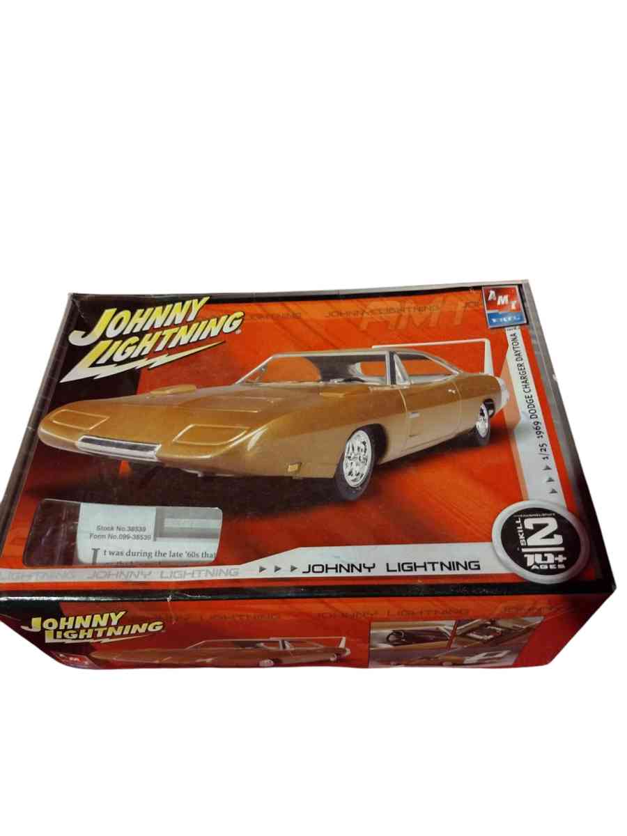 Johnny lightning model car kit open box never used - Saint Louis, Missouri - FleaMarketBay