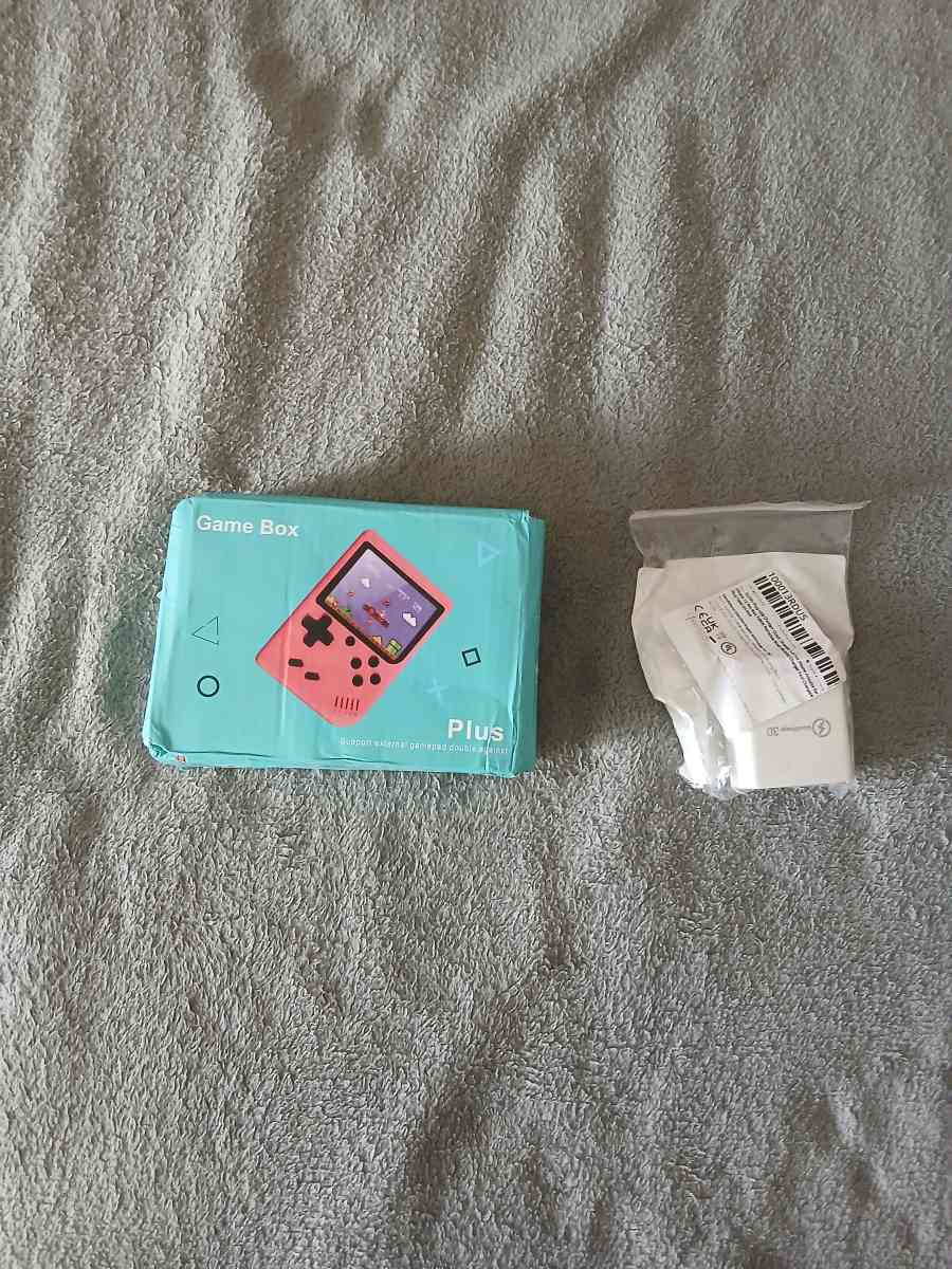 Game Box Plus 500 In 1 Digital Handheld System 8 Bit - North Hollywood, California