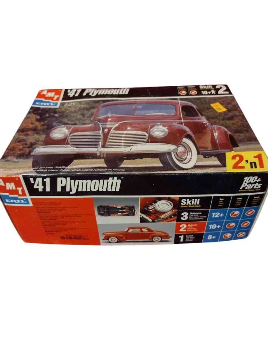 red 41 Plymouth 2 in 1 model car kit - Saint Louis, Missouri - FleaMarketBay