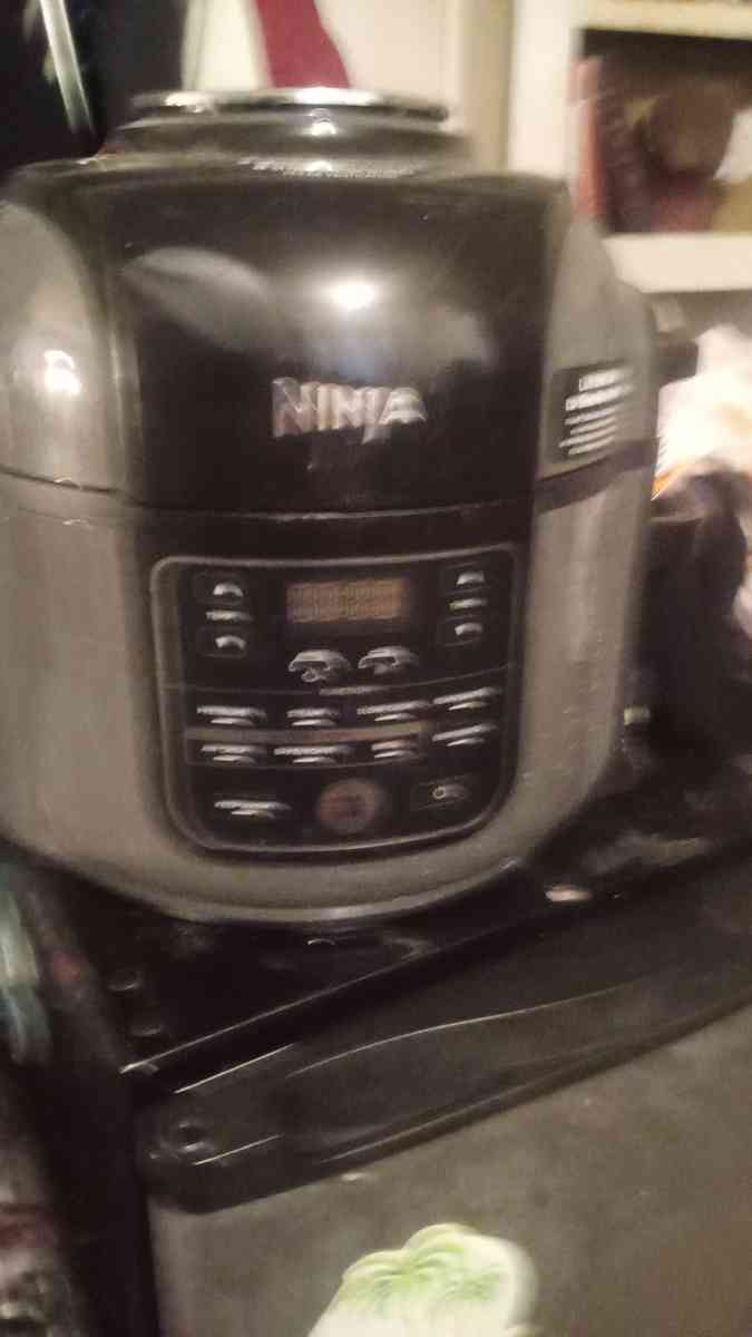 ninja air fryer - Indian Trail, North Carolina - FleaMarketBay
