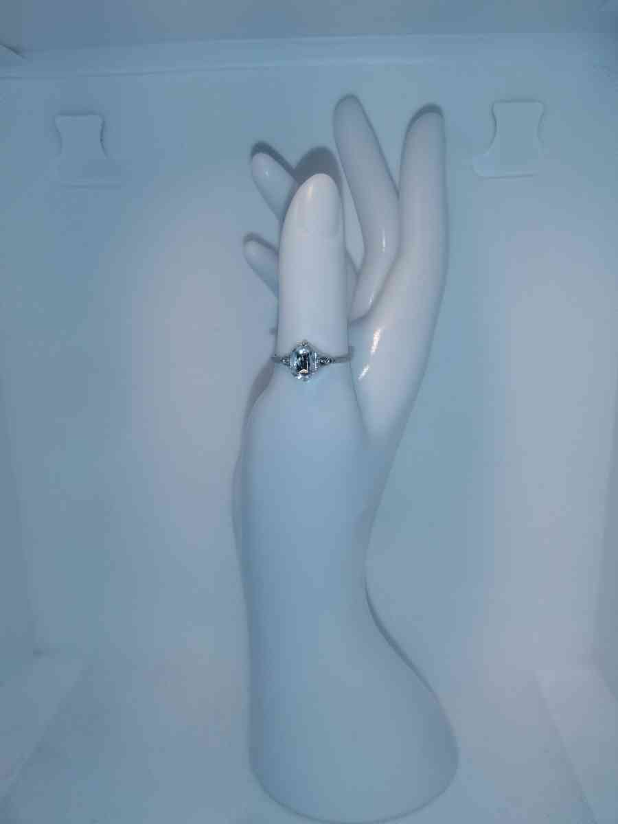 Oval Cut Silver Ring GA - Roanoke, Virginia - FleaMarketBay