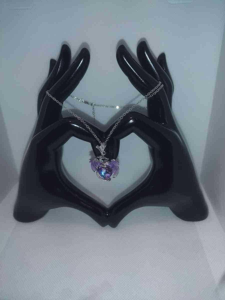 Dragon Heart Rhinestone Necklace Purple - Roanoke, Virginia