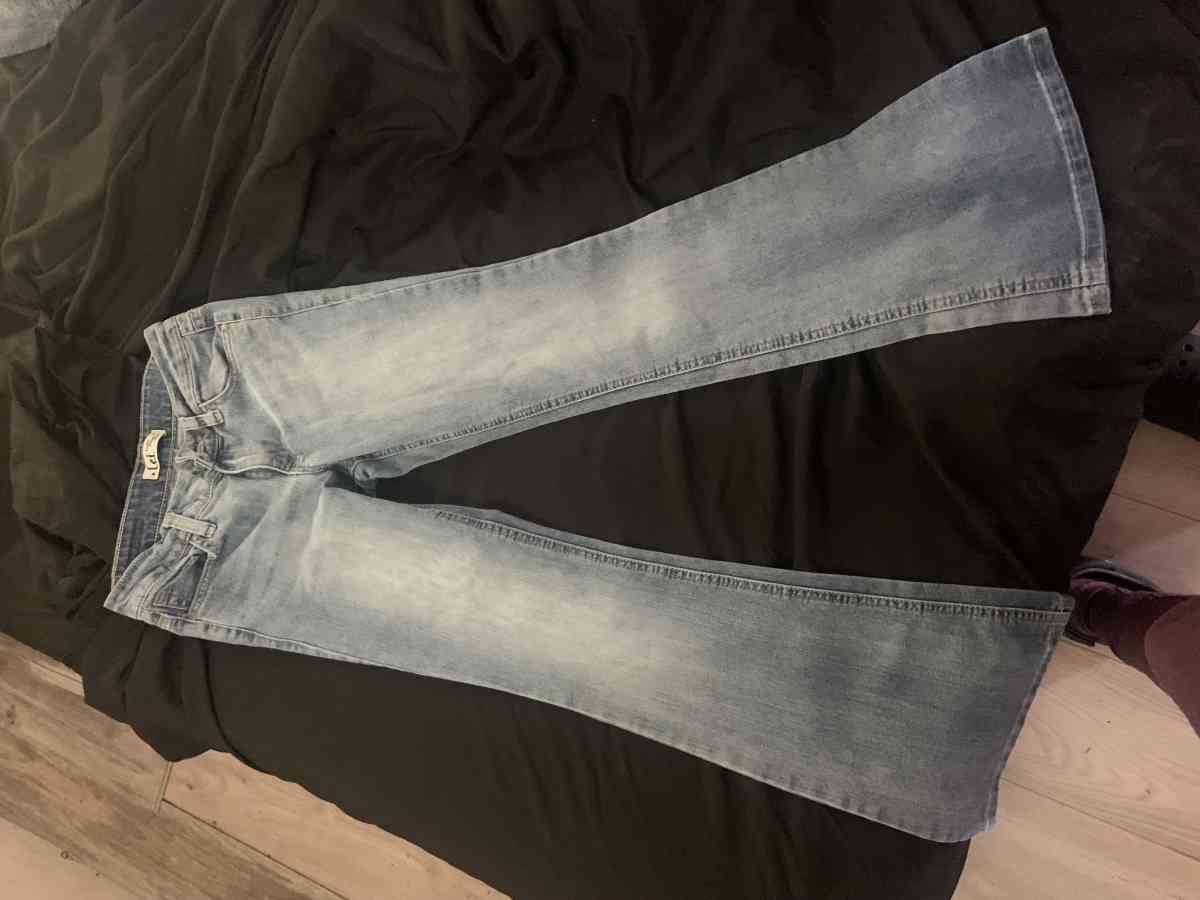 women pants - Columbia, Tennessee - FleaMarketBay