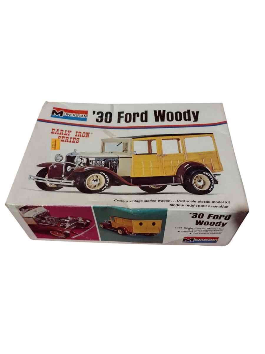 yellow 30s ford woody model car kit - Saint Louis, Missouri