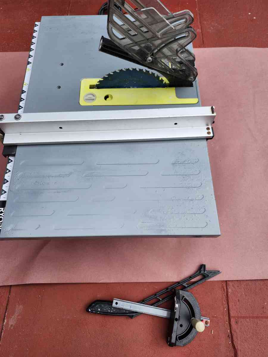 RYOBI13 Amp 814 in Compact Portable Corded Jobsite Table Saw - West Palm Beach, Florida - FleaMarketBay
