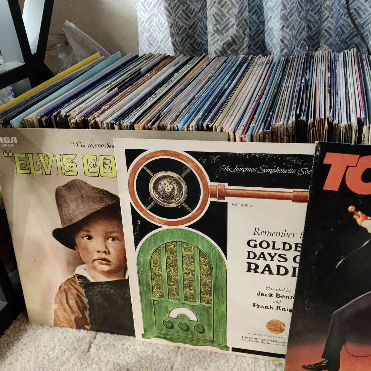 Records - Sacramento, California - FleaMarketBay