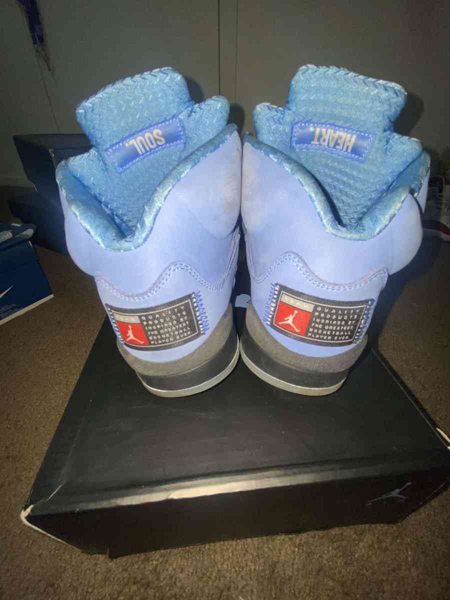 UNCJordan 5 - Admire, Kansas - FleaMarketBay