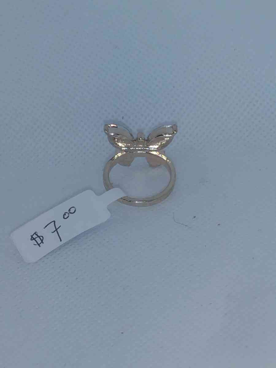 Pink White Butterfly Chic Rhinestone Ring - Roanoke, Virginia - FleaMarketBay