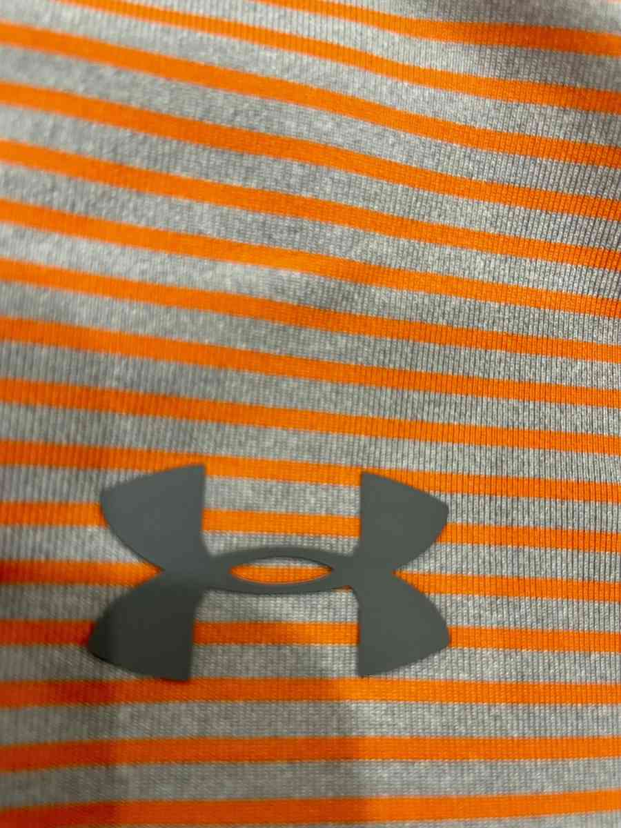 under armour performance golf polo shirt size medium - Boynton Beach, Florida - FleaMarketBay