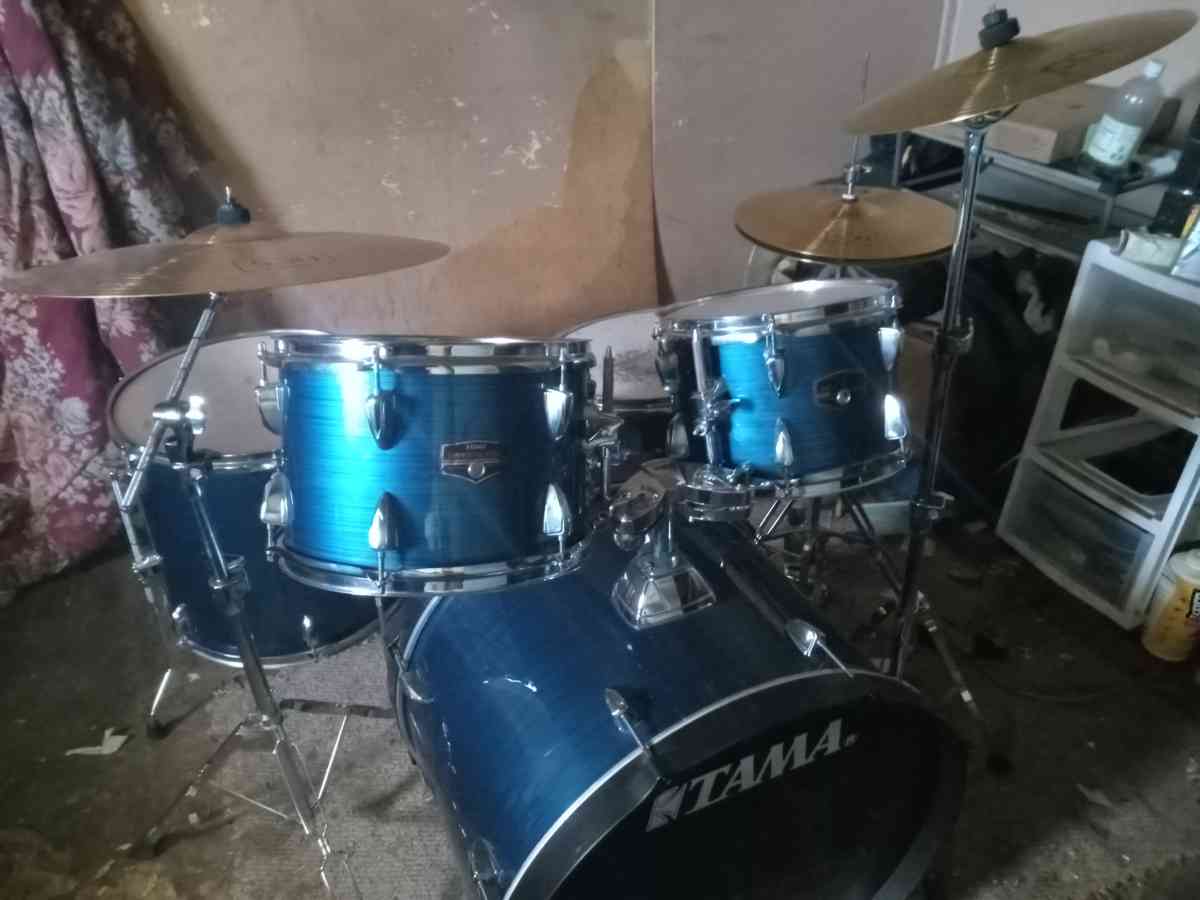Drumkit TAMA Imperial star5 piece and  hi hats and 2 cymbals - Pueblo, Colorado - FleaMarketBay