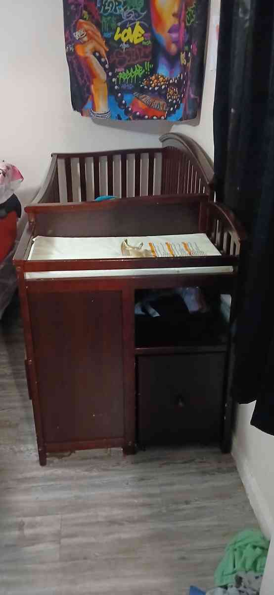 crib play pin and swing 150 OBO - Weslaco, Texas - FleaMarketBay