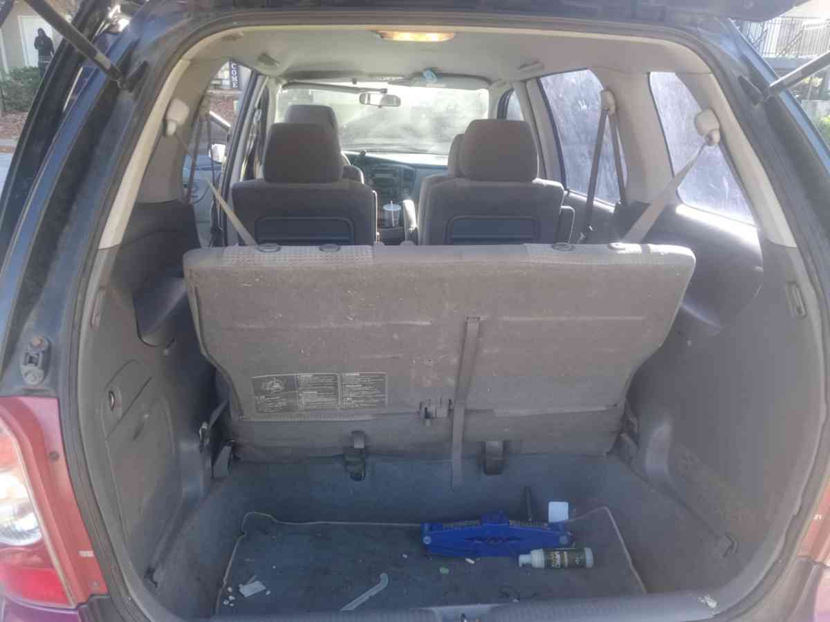 2006 Mazda MPV - Fayetteville, Arkansas - FleaMarketBay