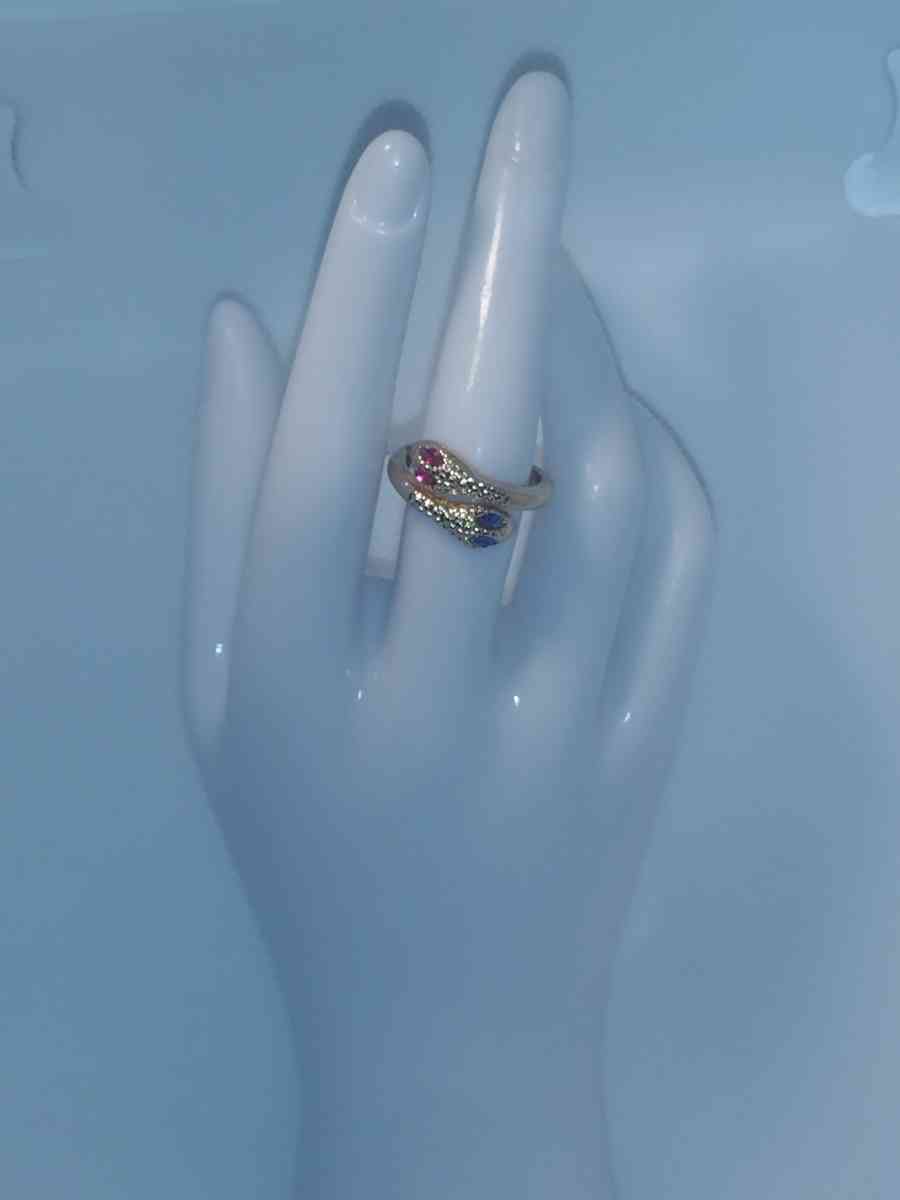 Pink Blue Snake Chic Rhinestone Ring - Roanoke, Virginia