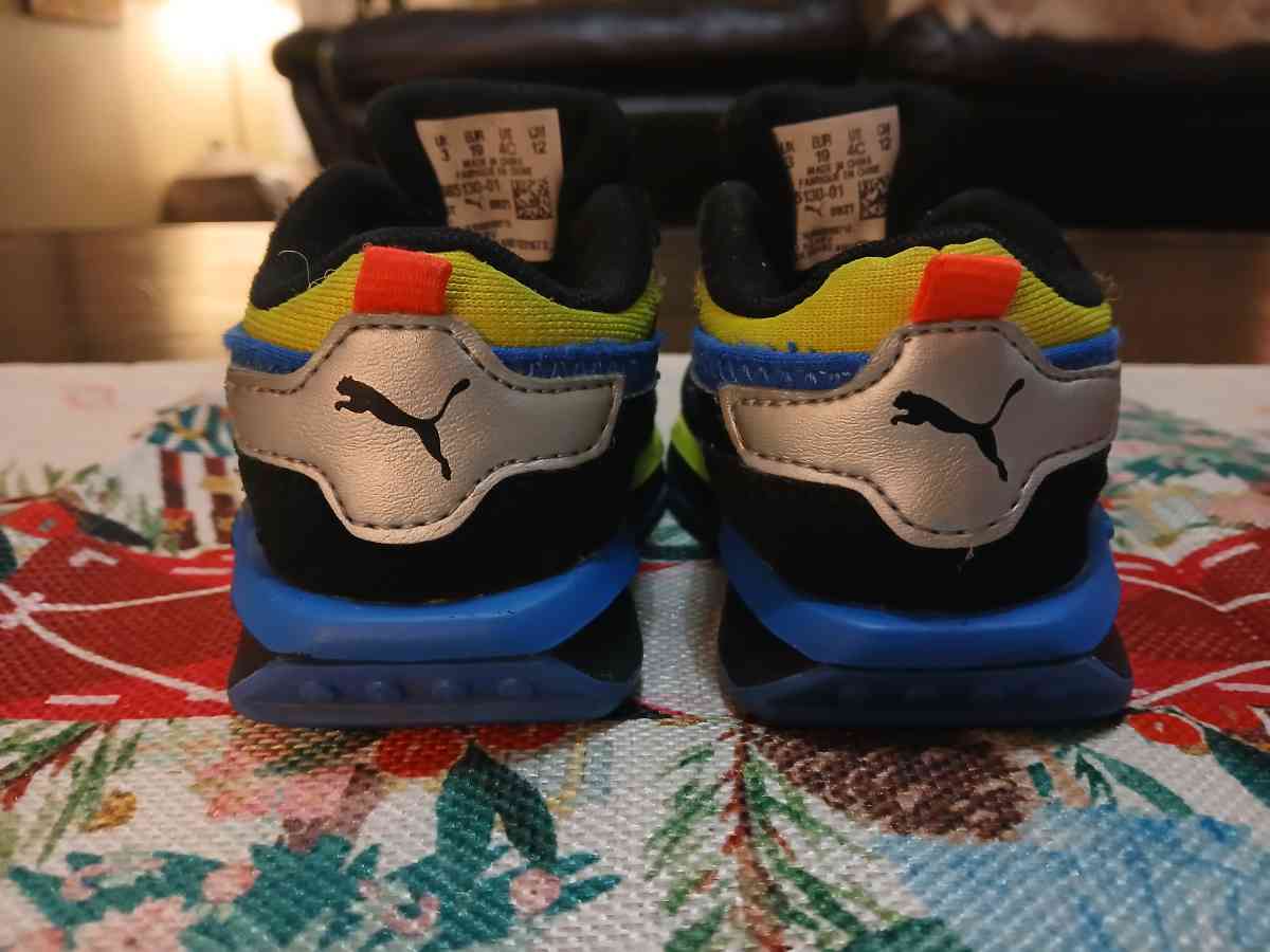 Baby shoes Puma size 4C - Indianapolis, Indiana - FleaMarketBay