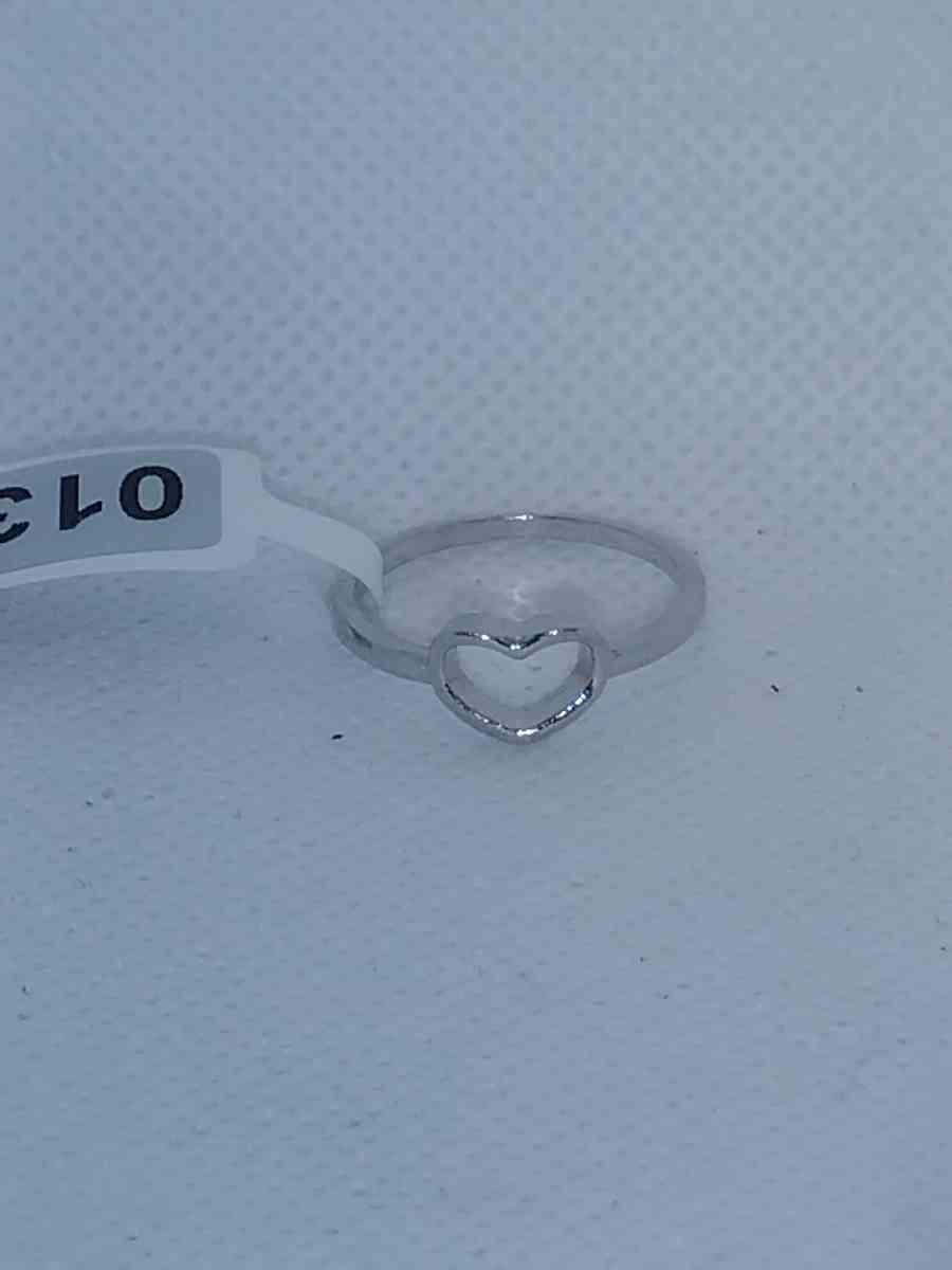 Open Heart Retro Geometric Ring - Roanoke, Virginia - FleaMarketBay