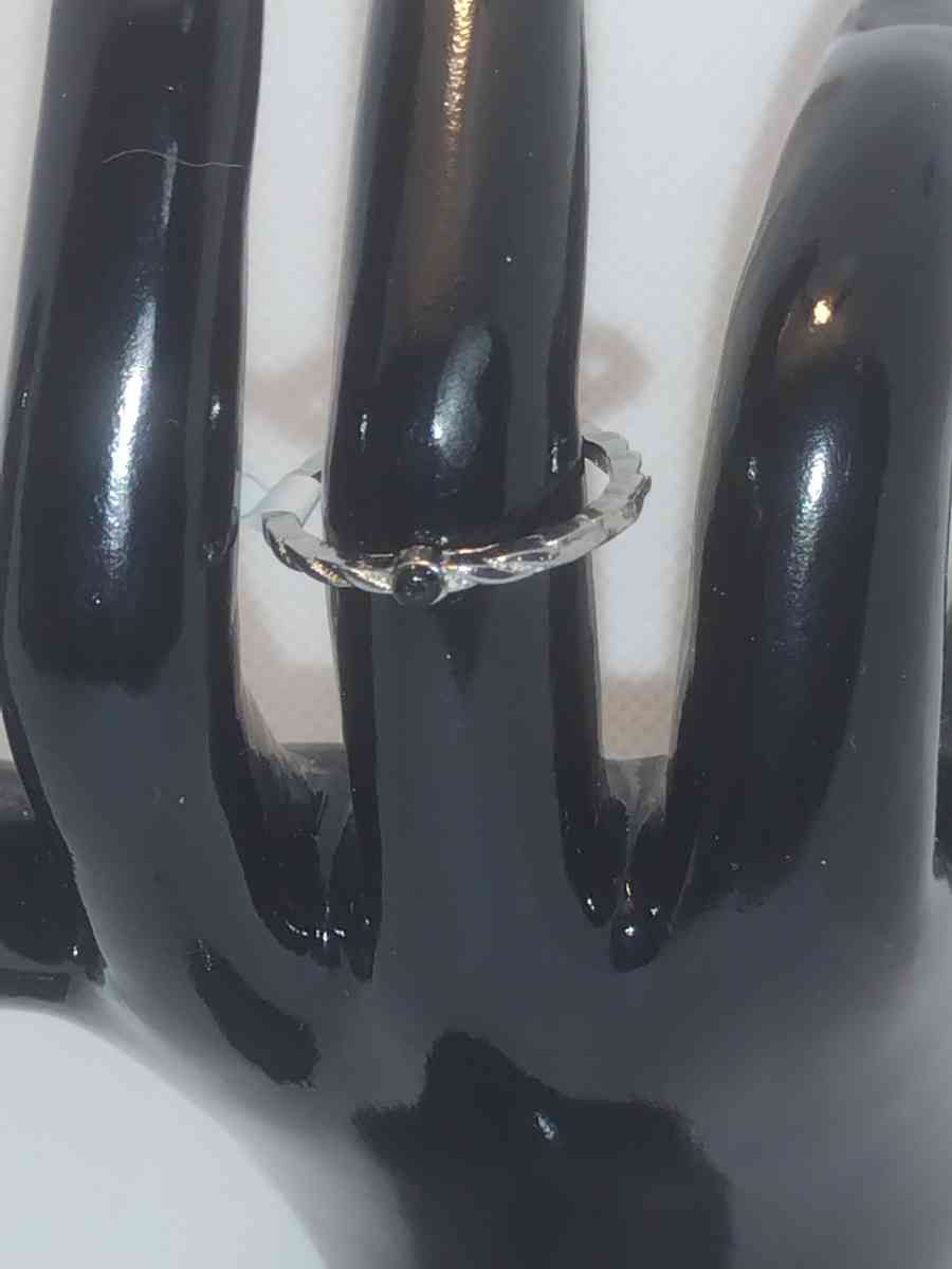 Black Stone Retro Geometric Ring - Roanoke, Virginia - FleaMarketBay