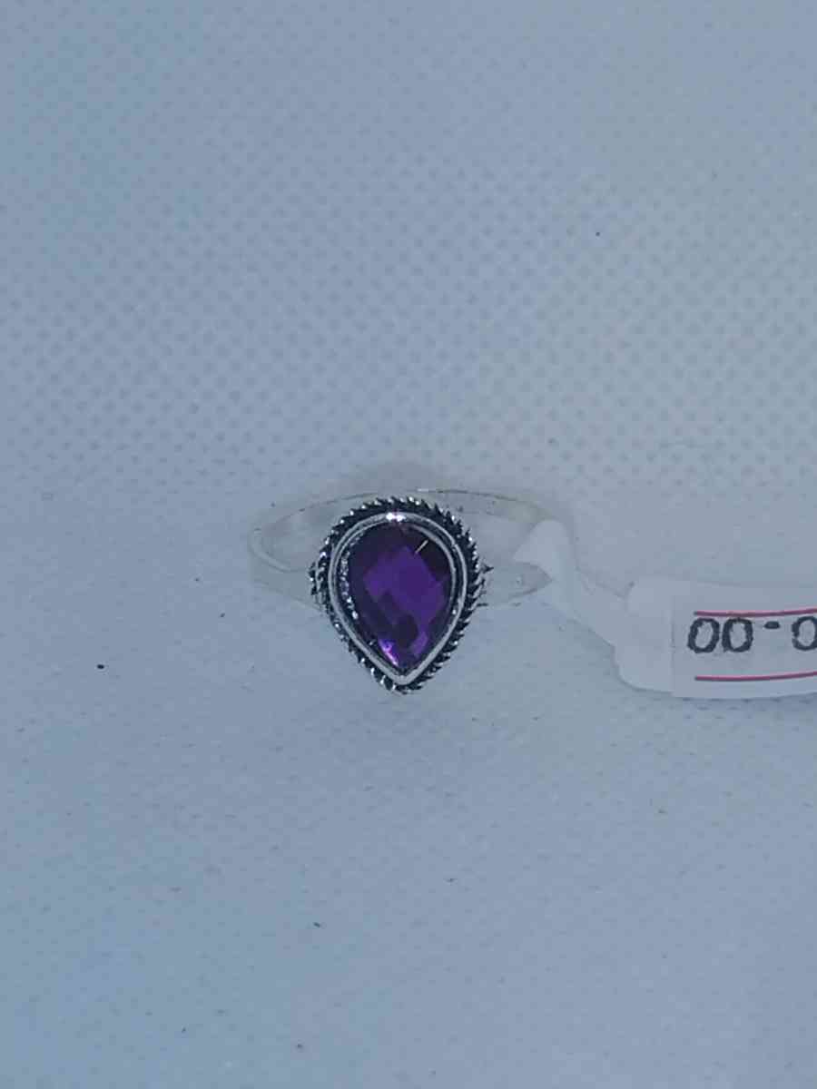 Purple Teardrop Silver Ring - Roanoke, Virginia - FleaMarketBay