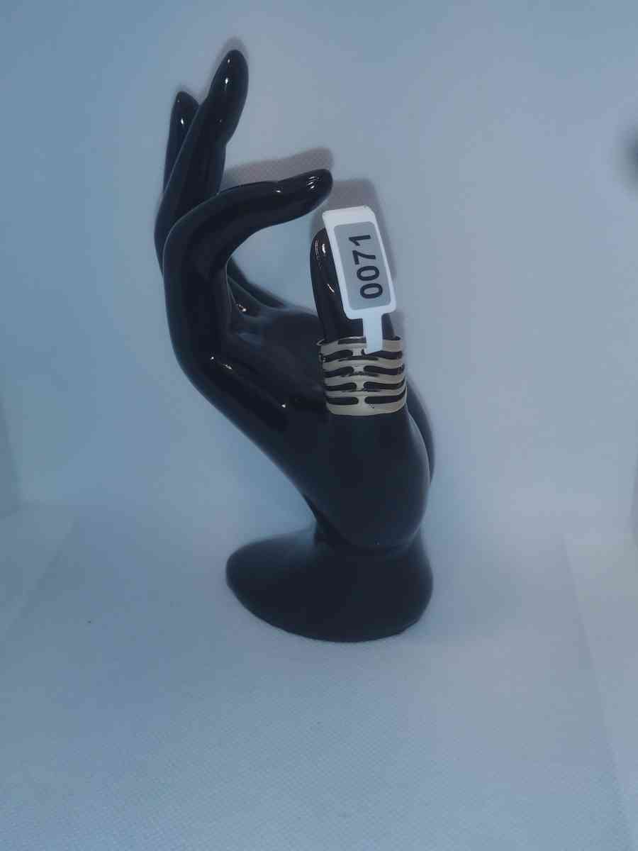 Roundup Chic Rhinestone Ring - Roanoke, Virginia - FleaMarketBay