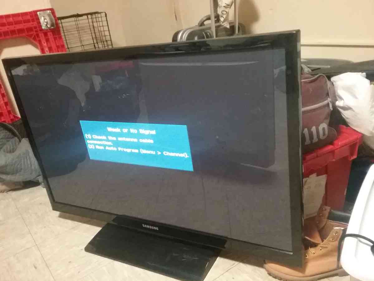 43in Samsung TV - Newport News, Virginia