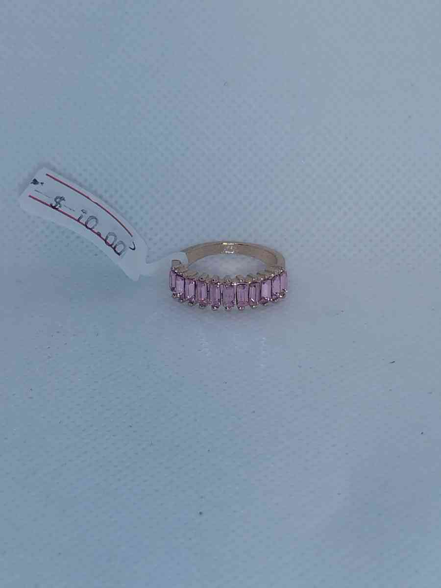 Straight Pink chic Rhinestone Ring - Roanoke, Virginia - FleaMarketBay
