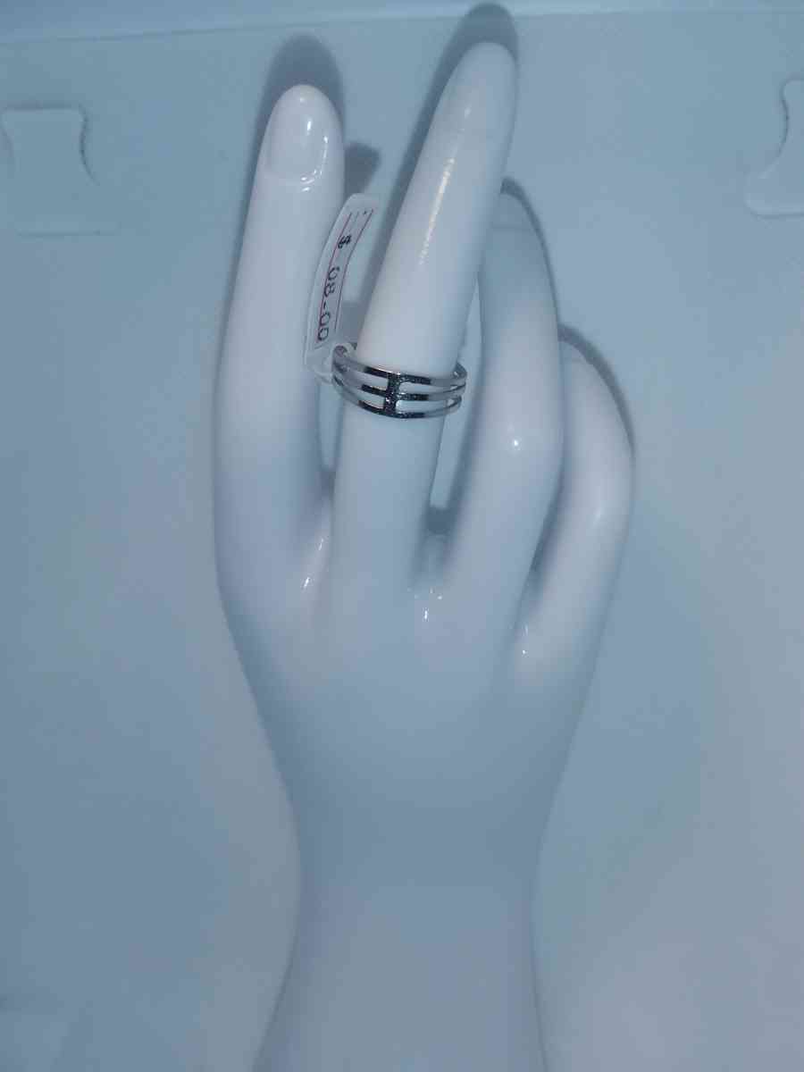 3 Band Silver Ring GA - Roanoke, Virginia - FleaMarketBay