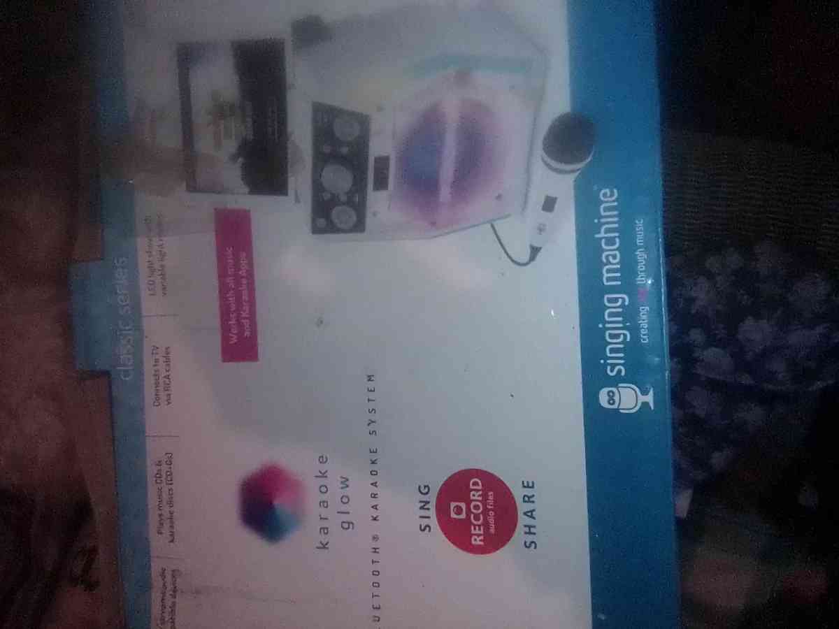 Singing Machine Karoke Machine - Louisville, Kentucky