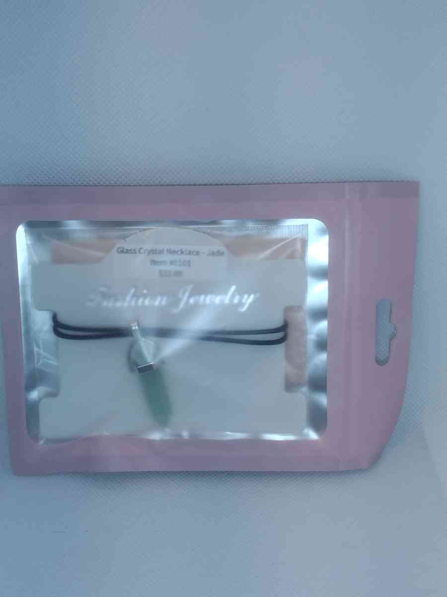 Jade Glass Pendant Necklace - Roanoke, Virginia - FleaMarketBay