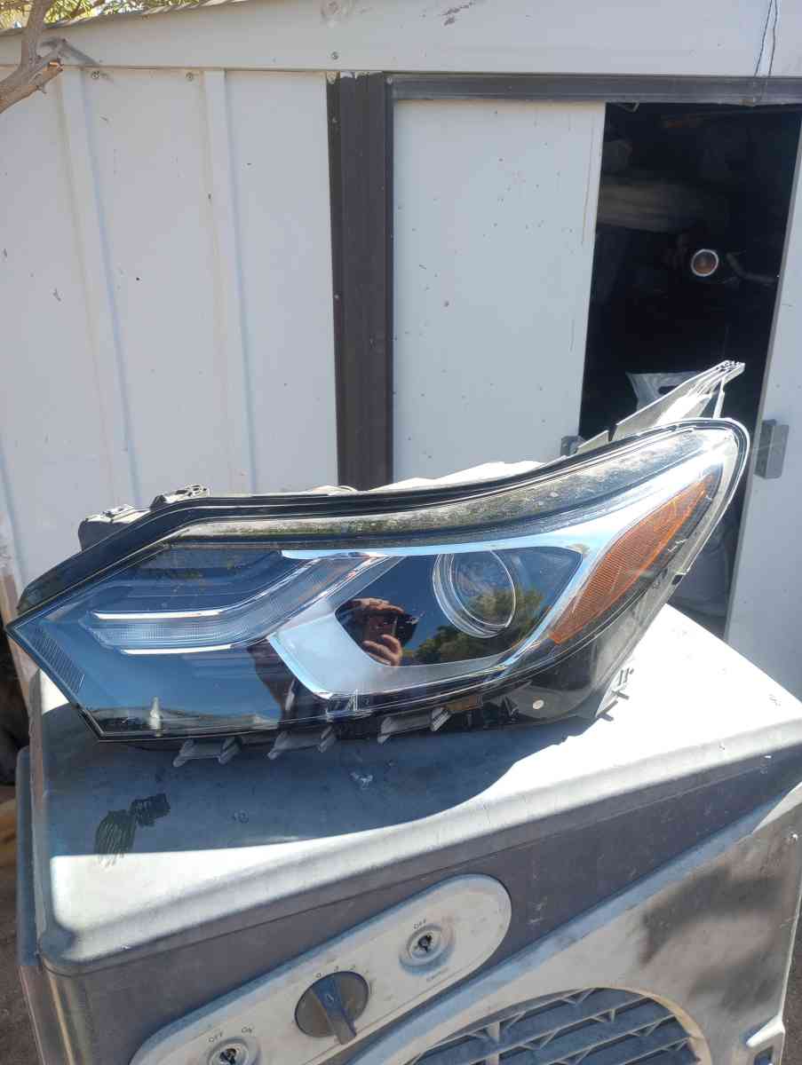 2018 to 2021 Chevy equinox headlights and fog lights - Benson, Arizona - FleaMarketBay