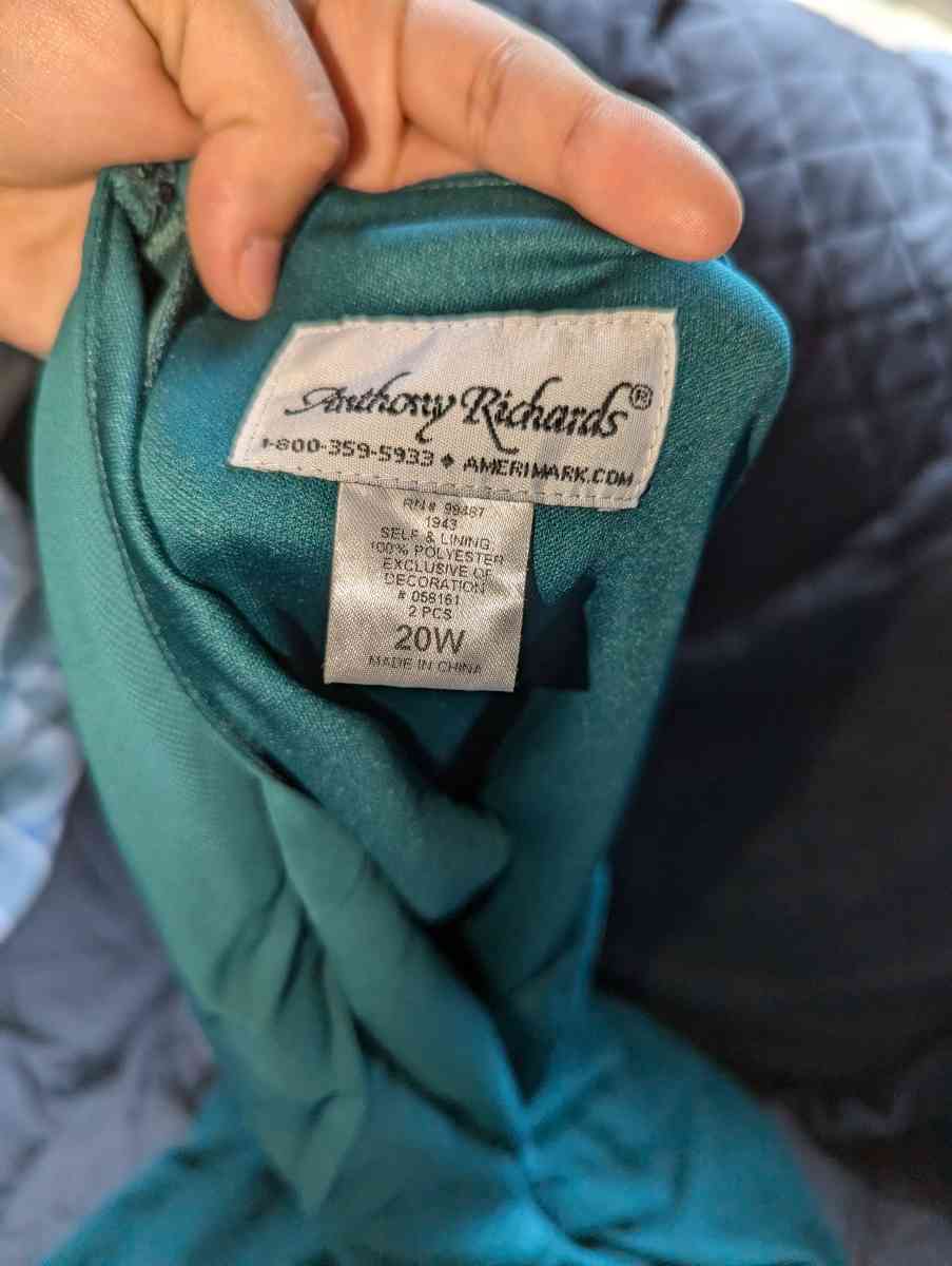 green dress - San Antonio, Texas