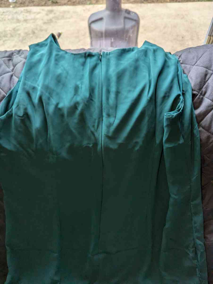 green dress - San Antonio, Texas - FleaMarketBay