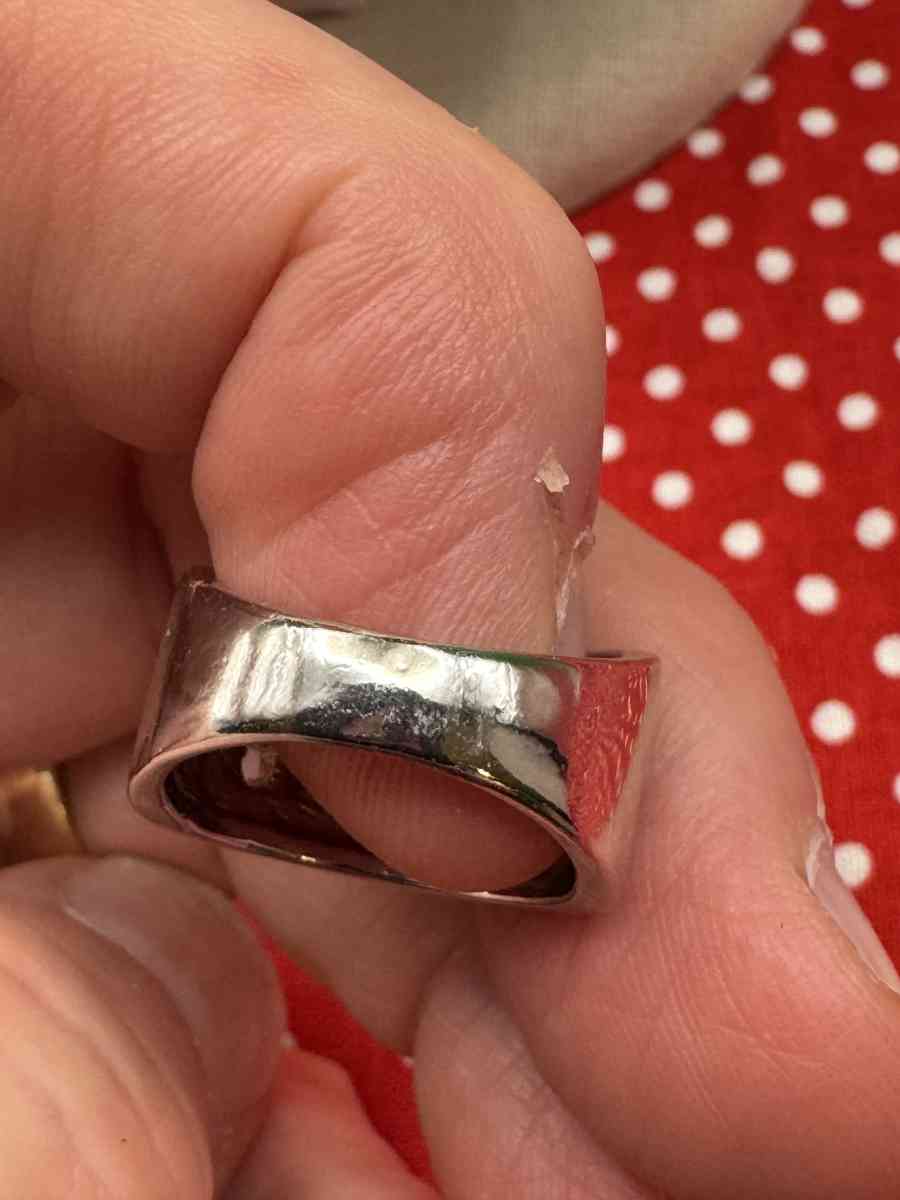 2034PTT Stainless With Rhinestones Nana Band Ring - Gallatin, Tennessee - FleaMarketBay