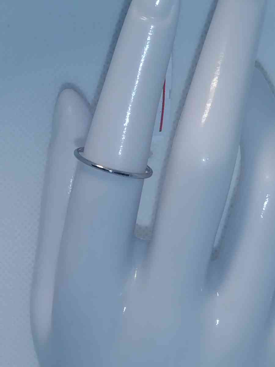 Simple Band Retro Geometric Ring - Roanoke, Virginia - FleaMarketBay