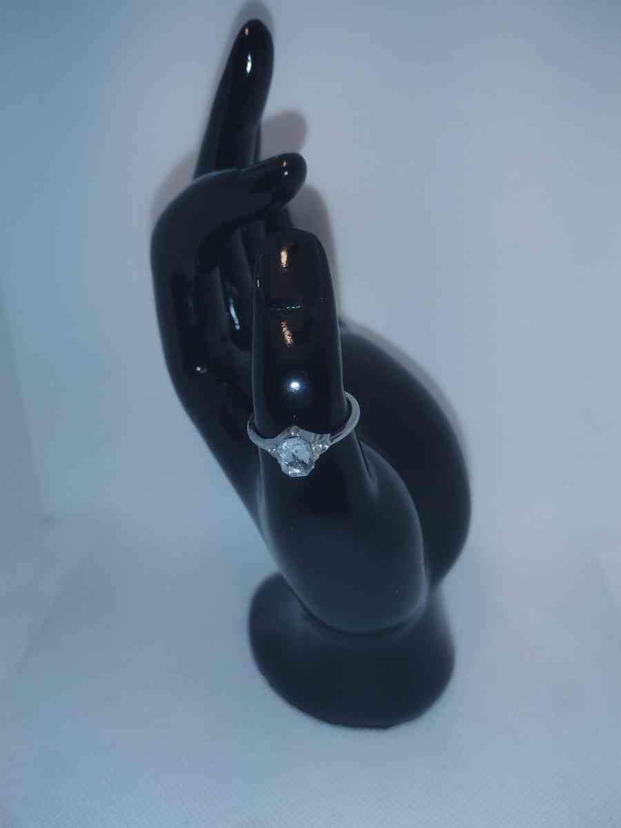 Oval Cut Silver Ring GA - Roanoke, Virginia - FleaMarketBay